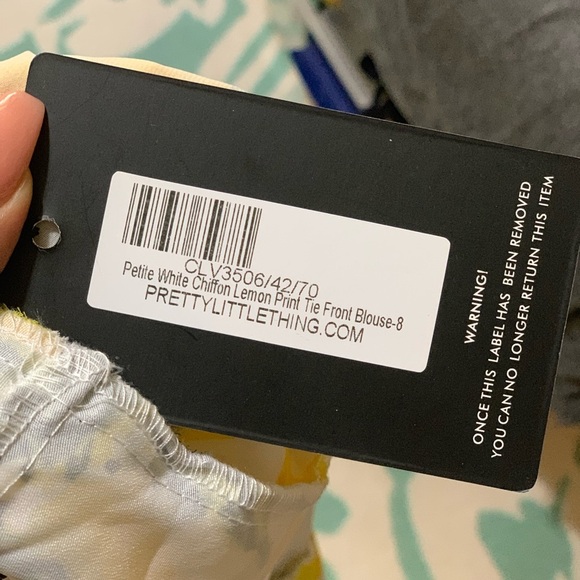 0040 NWT Pretty little things crop long sleeve top - Picture 6 of 8